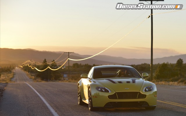Aston Martin V12 Vantage S 2014 Widescreen Picture #113 Aston Martin V12 Vantage S 2014 Widescreen Picture #113